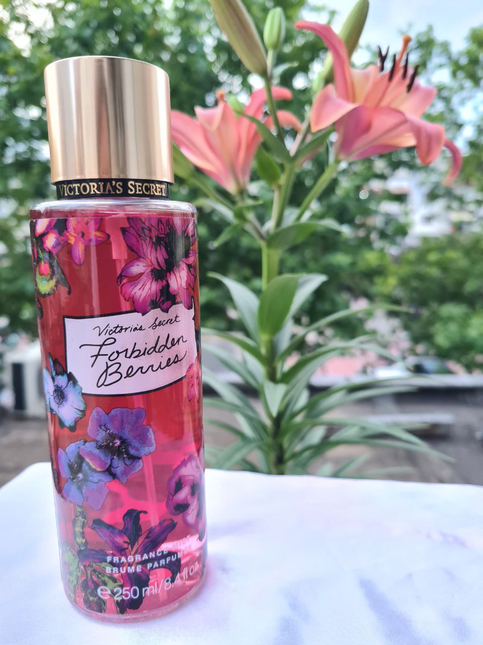 victoria secret, forbiden berries